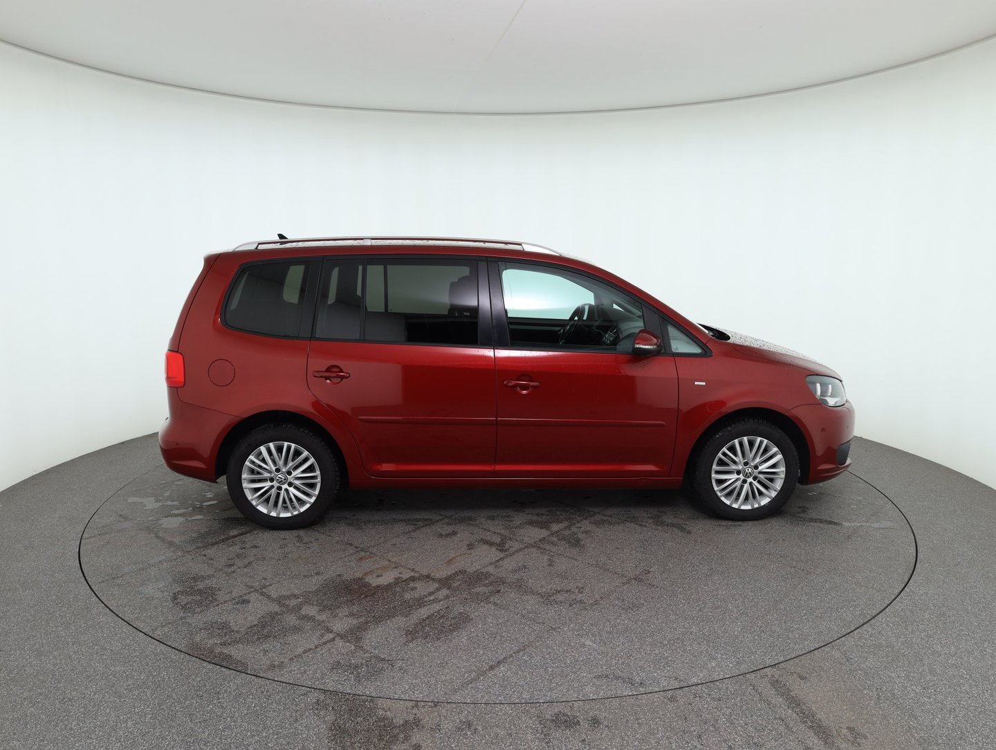 VW Touran Trendline BMT TDI | Bild 4 von 29