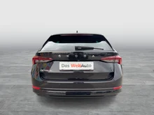 Škoda Octavia Combi Style TDI DSG in Black-Magic Perleffekt