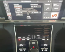 Porsche Panamera 4 E-Hybrid II in tiefschwarzmetallic