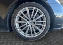 Porsche Panamera 4 E-Hybrid II in tiefschwarzmetallic