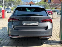 Škoda Octavia Combi Sportline TDI DSG in Graphit-Grau Metallic