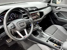 Audi Q3 35 TFSI S line exterieur in Daytonagrau perleff.