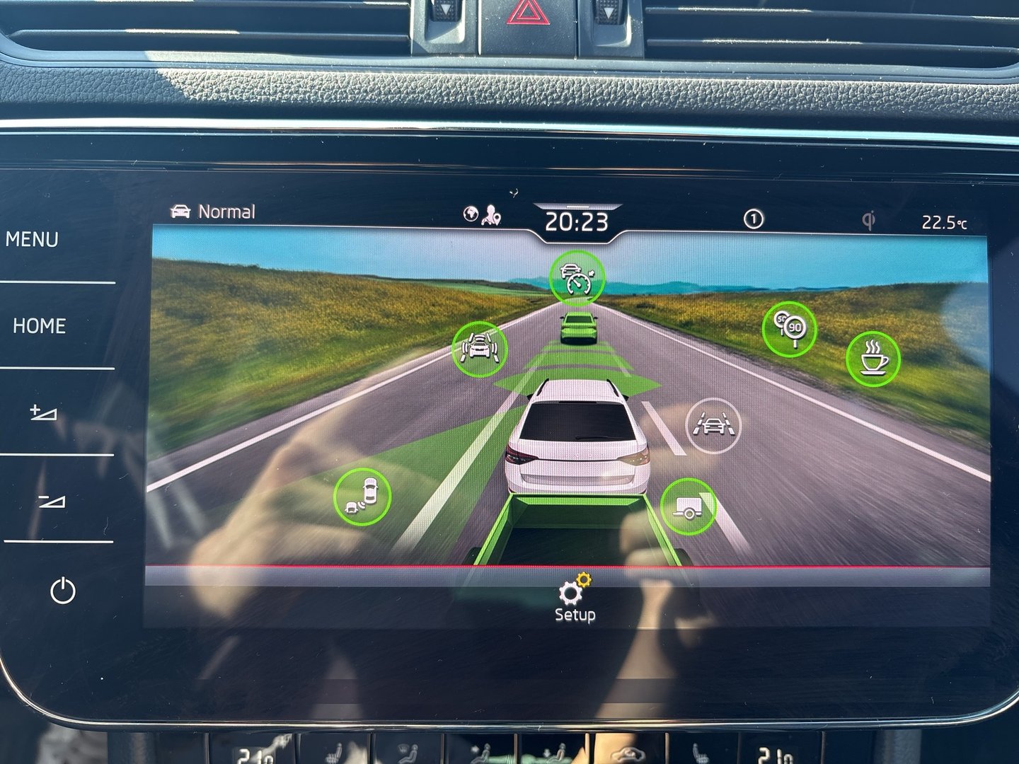 Škoda SUPERB Combi 4x4 SPORTLINE TDI DSG | Bild 13 von 23