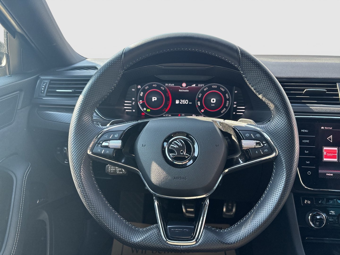 Škoda SUPERB Combi 4x4 SPORTLINE TDI DSG | Bild 11 von 23