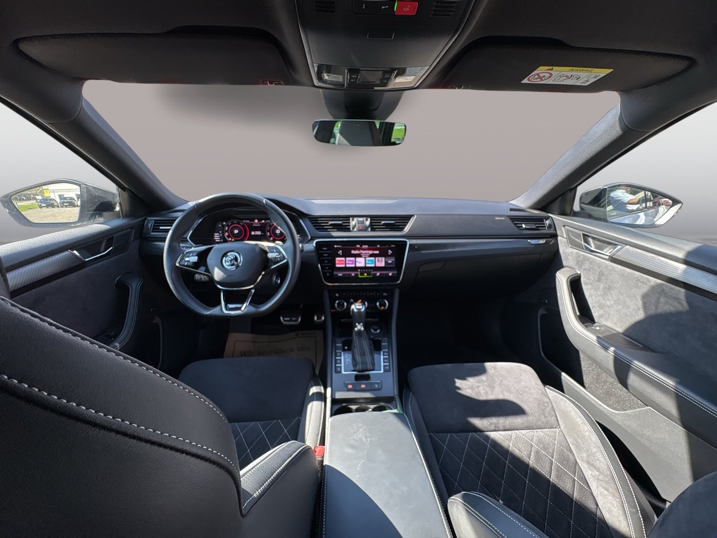 Škoda SUPERB Combi 4x4 SPORTLINE TDI DSG | Bild 10 von 23