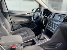 VW Golf Sportsvan Lounge BMT TSI in limestone grey met.