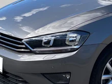 VW Golf Sportsvan Lounge BMT TSI in limestone grey met.