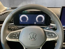 VW T-Roc Life eTSI DSG in Celestial Blue