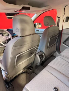 VW Caddy Business Plus Maxi eHybrid 110 kW in Sunsetred Metallic