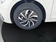 Thumbnail-Foto von Fahrzeug