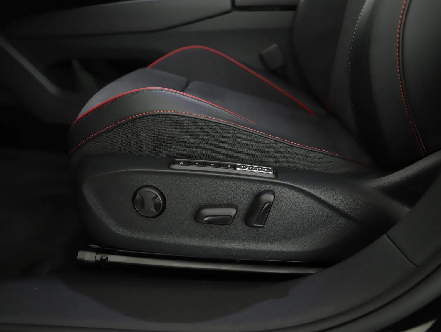 Bild eines VW ID.7 Tourer GTX 4MOTION 250 kW Business