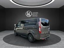 Ford Tourneo Custom 2,0 TDCi 320 L1 Titanium Aut. in dunkelgrau metallic