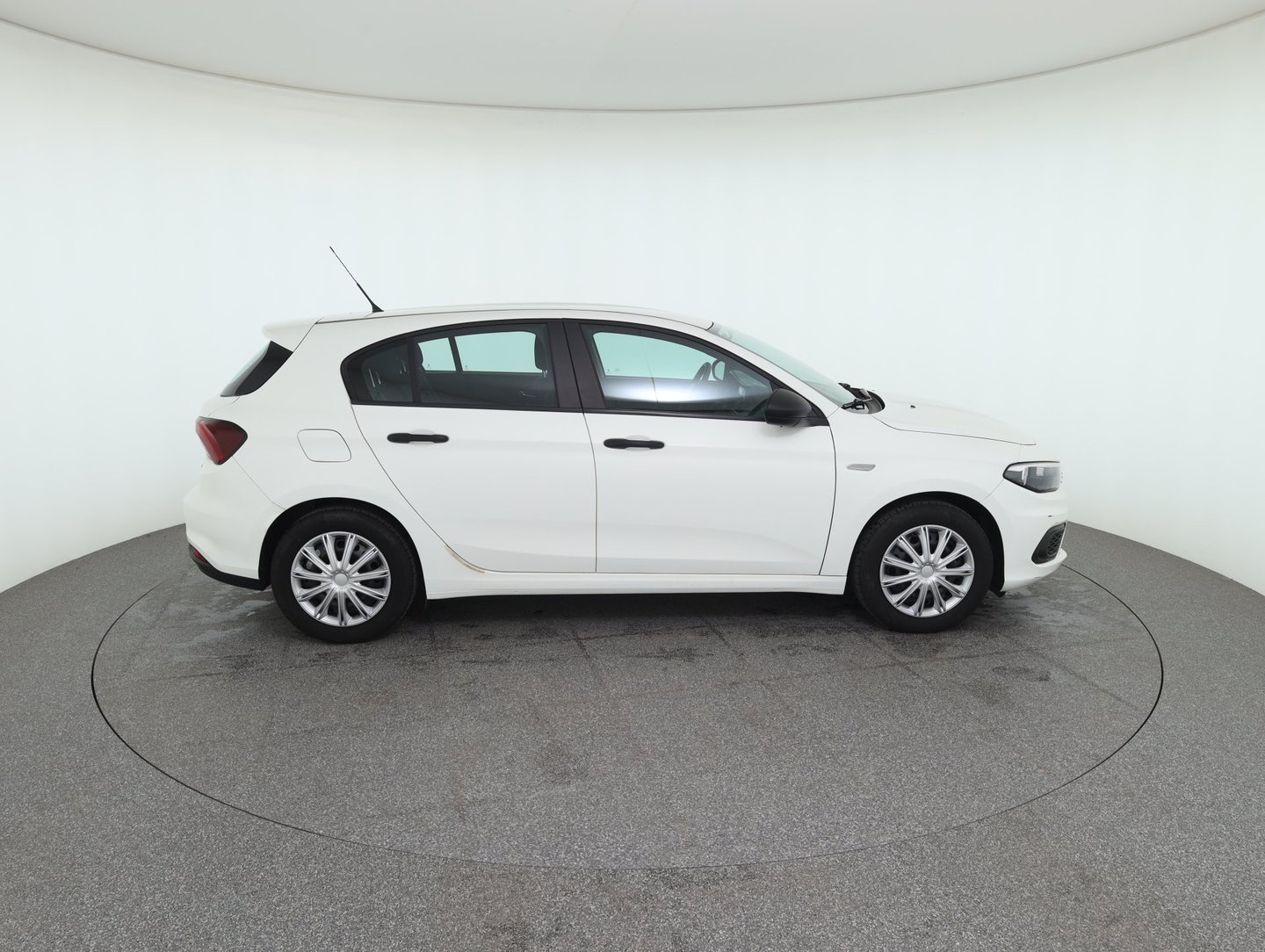 Fiat Tipo 1,4 95 Pop | Bild 4 von 25