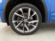 Thumbnail-Foto von Fahrzeug