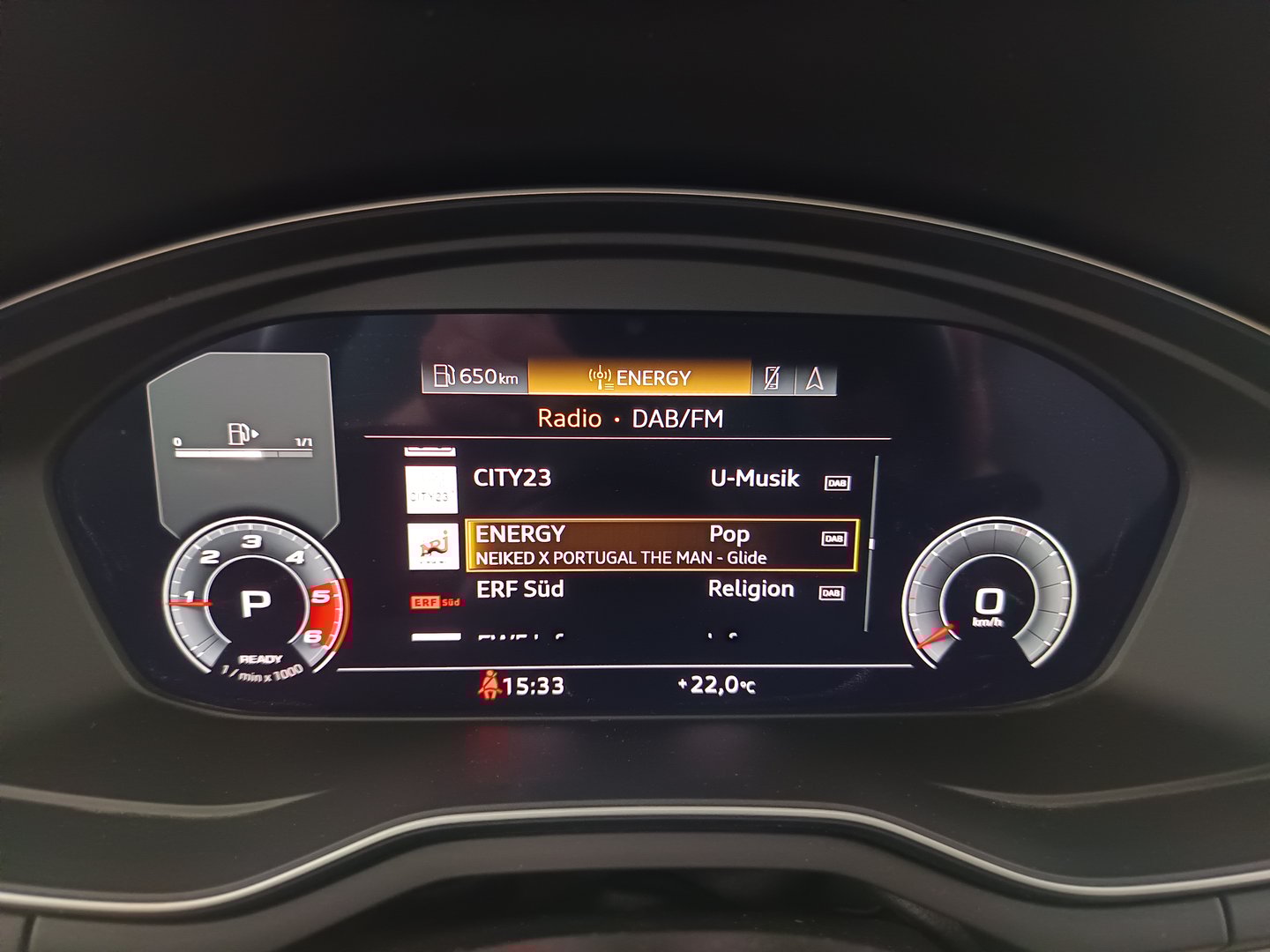 Audi A4 Limousine 30 TDI S line | Bild 15 von 32