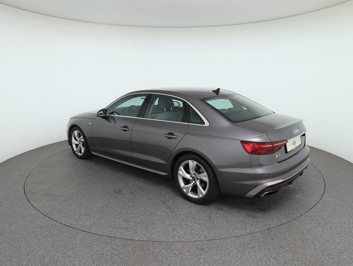 Audi A4 Limousine 30 TDI S line | Bild 7 von 32
