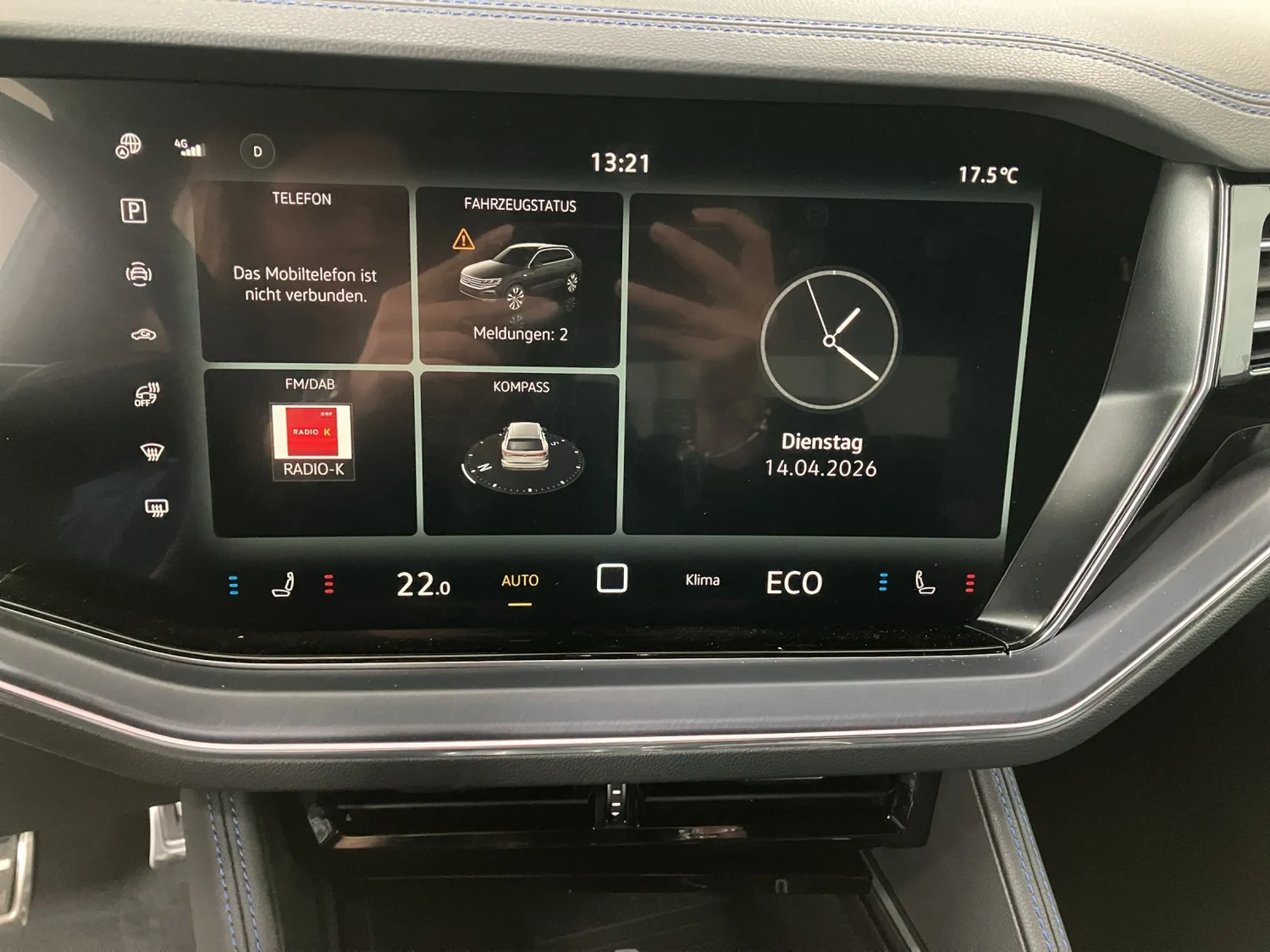 Bild eines VW Touareg R eHybrid TSI 4M. Final Edition