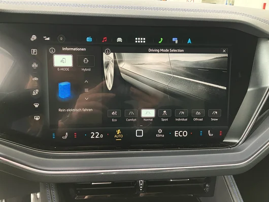 Bild eines VW Touareg R eHybrid TSI 4M. Final Edition