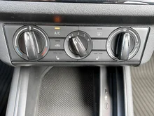 Škoda Kamiq SC TSI in Black-Magic Perleffekt