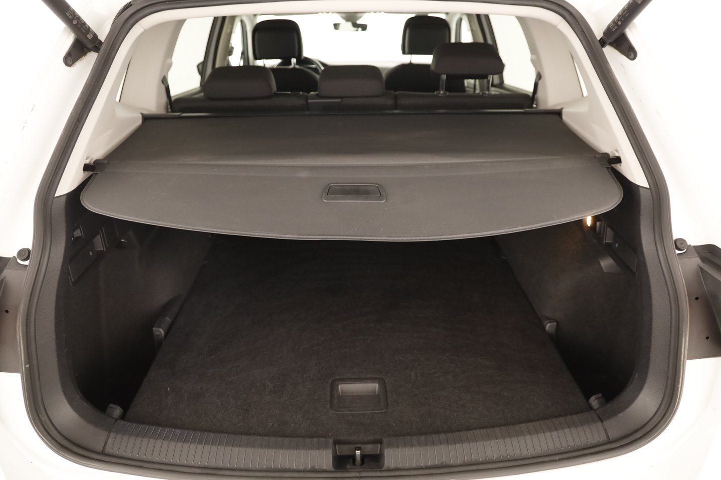 VW Tiguan Allspace Life TDI 4MOTION DSG | Bild 13 von 19