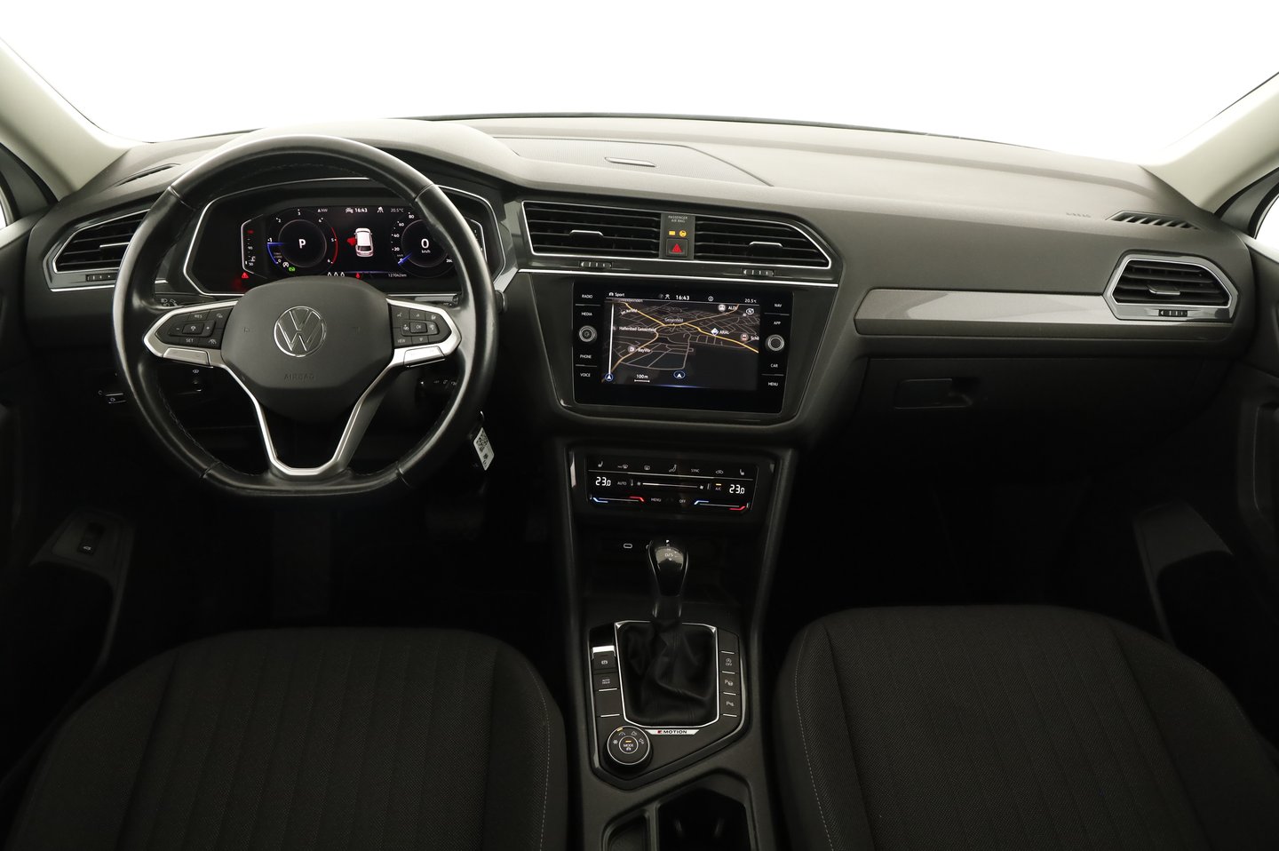 VW Tiguan Allspace Life TDI 4MOTION DSG | Bild 7 von 19