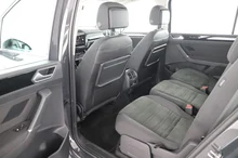 VW Touran Highline TSI DSG in Uranograu