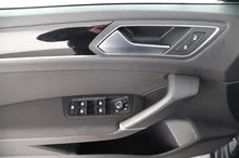 VW Touran Highline TSI DSG in Uranograu