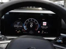 VW T-Roc R-Line eTSI DSG in Grenadillschwarz Metallic