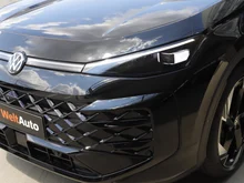 VW T-Roc R-Line eTSI DSG in Grenadillschwarz Metallic