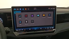 VW Passat Variant Sport eHybrid 150kW in Oyster Silver mit Dach in Schwarz Uni