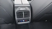 VW Passat Variant Sport eHybrid 150kW in Oyster Silver mit Dach in Schwarz Uni