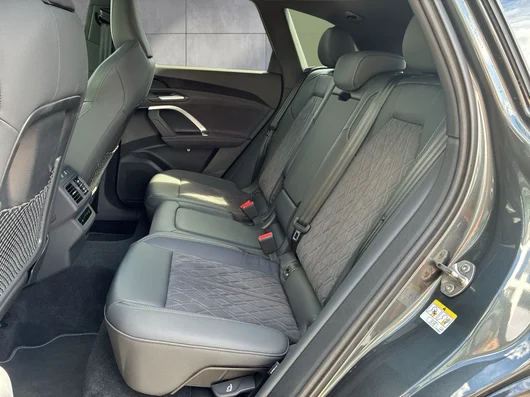 Bild eines Audi Q5 SUV TDI quattro 150 kW