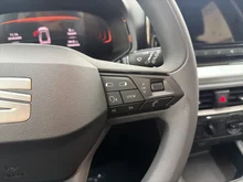 SEAT Arona Reference Edition 1.0 TSI in Fjord-Blau