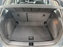 SEAT Arona Reference Edition 1.0 TSI in Fjord-Blau