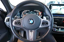 BMW 5xx 5 Touring 530 d xDrive in hellgrau - metallic
