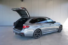 BMW 5xx 5 Touring 530 d xDrive in hellgrau - metallic