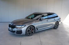 BMW 5xx 5 Touring 530 d xDrive in hellgrau - metallic