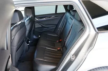 BMW 5xx 5 Touring 530 d xDrive in hellgrau - metallic