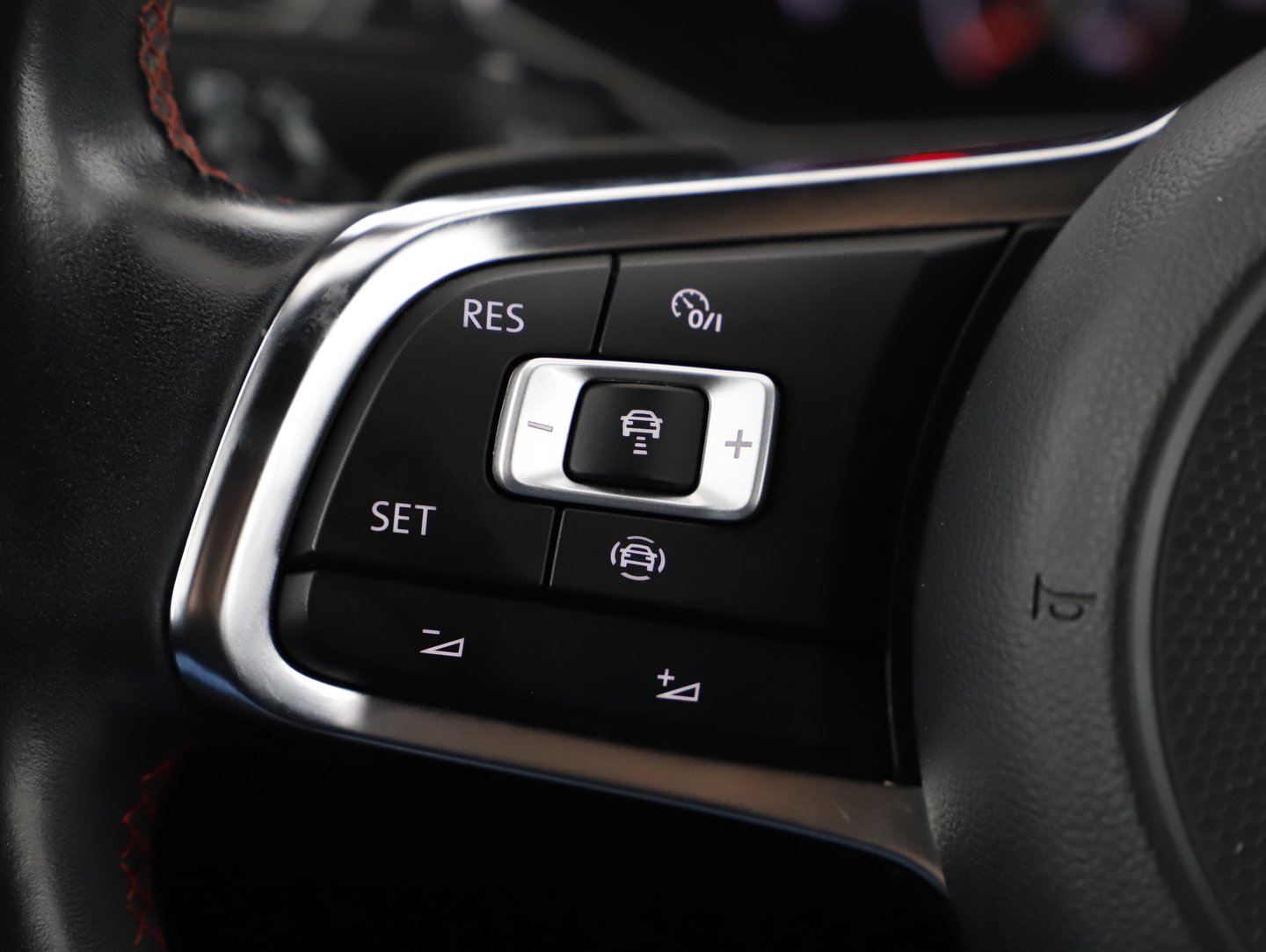 VW T-Roc Sport TDI DSG | Bild 8 von 18