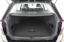 VW Passat Variant Business in DEEP BLACK PERLEFFEKT