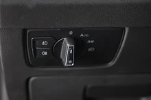 VW Passat Variant Business in DEEP BLACK PERLEFFEKT