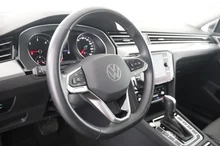 VW Passat Variant Business in DEEP BLACK PERLEFFEKT