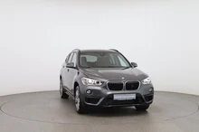 BMW X1 xDrive 20 i Sport Line in mineralgrau metallic