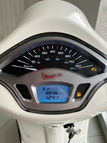 Thumbnail-Foto von Fahrzeug