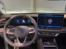VW Tiguan R-Line TDI 4MOTION DSG in Grenadillschwarz Metallic