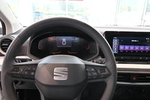 SEAT Ibiza Reference Edition 1.0 80PS in Candy-Weiß