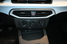 SEAT Ibiza Reference Edition 1.0 80PS in Candy-Weiß