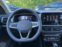 VW T-Cross Friends TSI DSG in Deep Black Perleffekt