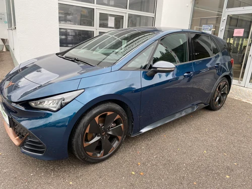 CUPRA Born 58 150kW/204PS