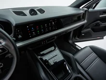 Porsche Cayenne E-Hybrid Coupé in quarzitgraumetallic